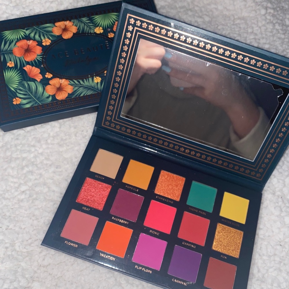 Ace Beautē Nostalgia makeup eyeshadow pallet!!